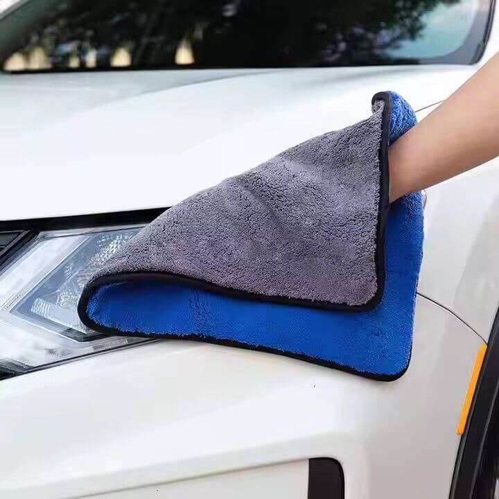 kutecart-blue-microfiber-cloth-500-gsm-1